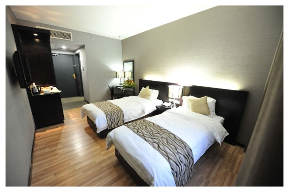 11@Century Hotel Johor Bahru Exterior photo